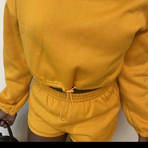 MUSTARD SHORT SET